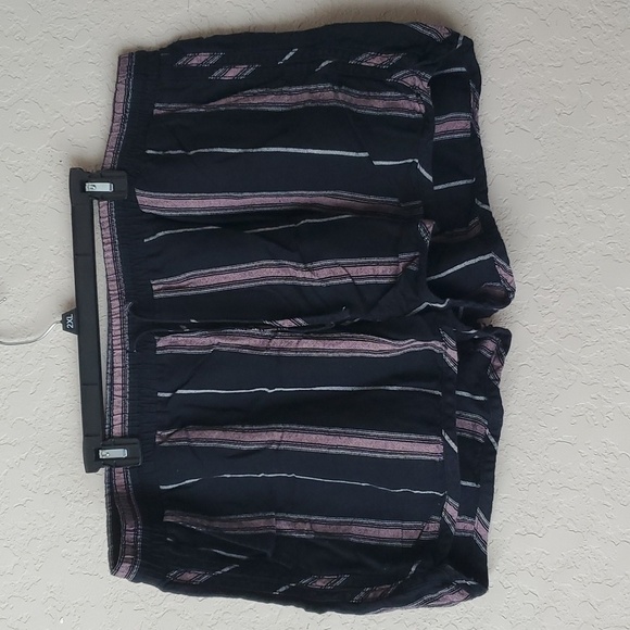 Two (2) pairs XXL shorts Gap & Old Navy 🌛 - Picture 2 of 16